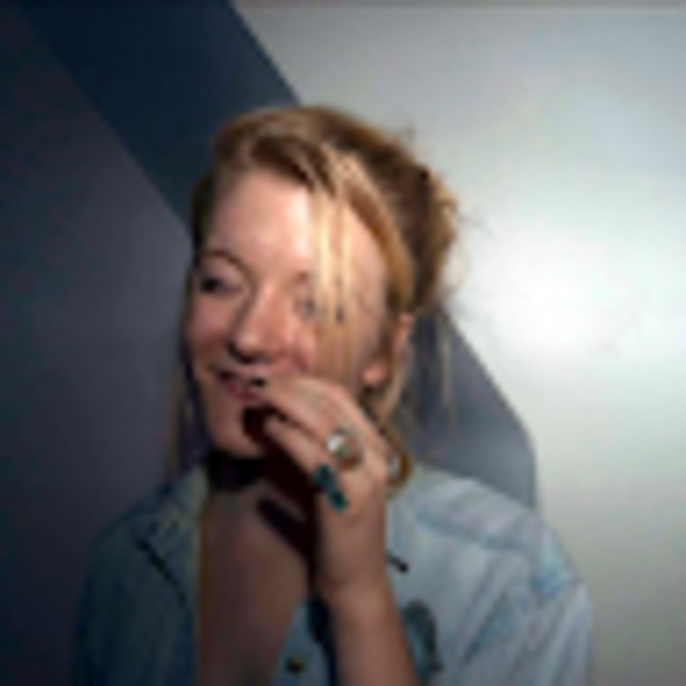 Meet your Posher, Ava